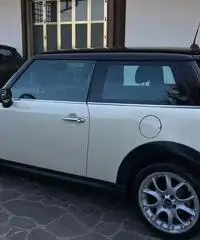 Mini cooper 1.6 d Mini cooper 1.6 d