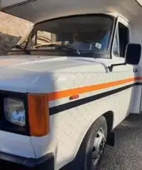Camper Ford Transit mk2 1982 restaurato