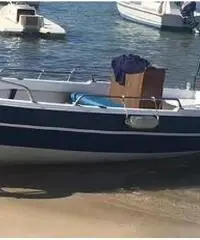 Barca in vetro resina Barca in vetro resina