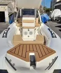 Motore s.murena 40/70 con gommone 620 sicilmarine Motore s.murena 40/70 con gommone 620 sicilmarine