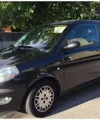 Lancia Y Anno 2004 Lancia Y Anno 2004