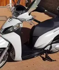 Honda sh 300 i Honda sh 300 i