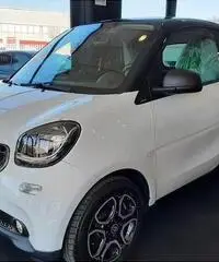 Noleggio smart fortwo 1.0 passion Noleggio smart fortwo 1.0 passion