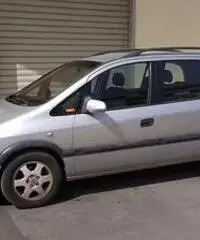 Opel Zafira 1.8 benzina con impianto GPL Opel Zafira 1.8 benzina con impianto GPL