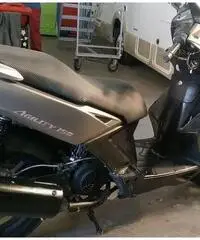 Kymco Agility 150 R16 con Paravento