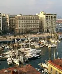 offro un futuro ed una vita degna di una principessa