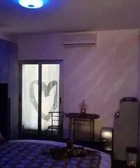 Camere Matrimoniali con bagno privato e Posto auto in garage Camere Matrimoniali con bagno privato e Posto auto in garage