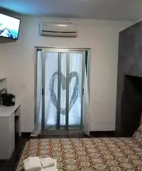 Camere Matrimoniali con bagno privato e Posto auto in garage Camere Matrimoniali con bagno privato e Posto auto in garage