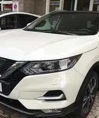 Nissan Qashqai 1.5 dCi N-Connecta Nissan Qashqai 1.5 dCi N-Connecta
