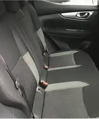 Nissan Qashqai 1.5 dCi N-Connecta Nissan Qashqai 1.5 dCi N-Connecta