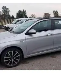 FIAT Tipo 1.6 Mjt S&S SW Lounge FIAT Tipo 1.6 Mjt S&S SW Lounge