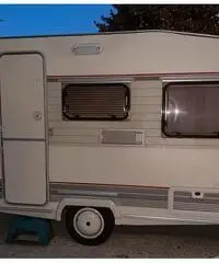 Caravan roulotte CAMPERIZZATA Caravan roulotte CAMPERIZZATA