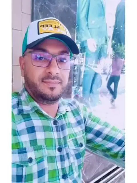 Autista o commerciante o lavoratore polivalente Autista o commerciante o lavoratore polivalente