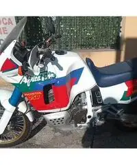 Honda XRV 750 Africa Twin - 1990 Honda XRV 750 Africa Twin - 1990