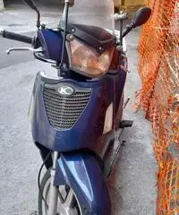 Moto kymco peaple 200