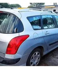 Peugeot 308 1.6 HDi 110CV SW Ciel Féline Peugeot 308 1.6 HDi 110CV SW Ciel Féline
