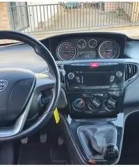 LANCIA Ypsilon 1.3 mjt GOLD LANCIA Ypsilon 1.3 mjt GOLD