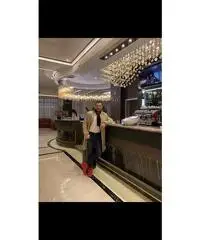 Cerco una donna seria per sposare. Cerco una donna seria per sposare.