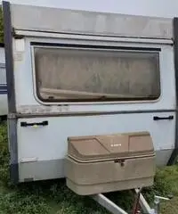 ROULOTTE LAIKA POLAR 44 + MOBILI e ELEMENTI ROULOTTE LAIKA POLAR 44 + MOBILI e ELEMENTI