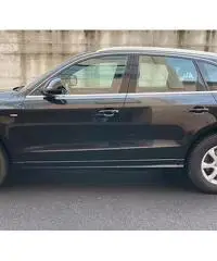AUDI Q5 3.0 Tdi Quattro S-Line AUDI Q5 3.0 Tdi Quattro S-Line