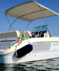 Marea 19 con motore e carrello Marea 19 con motore e carrello