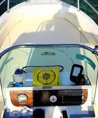 Marea 19 con motore e carrello Marea 19 con motore e carrello