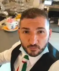 Responsabile cameriere barista Responsabile cameriere barista