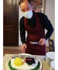 Cameriere o barista Cameriere o barista