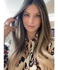 Hostess e commessa Hostess e commessa