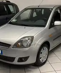 FORD Fiesta 5ª serie - TDCi FORD Fiesta 5ª serie - TDCi