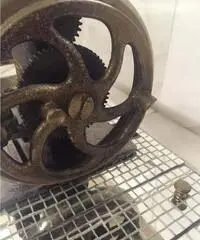 Macchina da cucire Rivisitata - Brescia