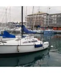 Barca a vela Altura A601