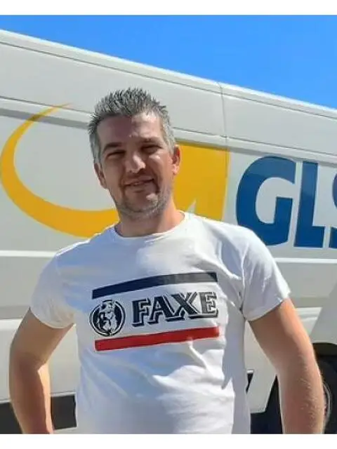 Autista consegnatario patente b Autista consegnatario patente b