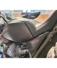 Moto Guzzi V85 TT black edition