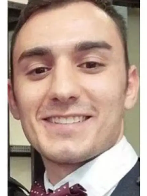 Cassiere , autista , consegne , apprendista Cassiere , autista , consegne , apprendista