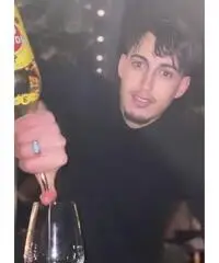 Barista, barman, cameriere, magazziniere, commesso Barista, barman, cameriere, magazziniere, commesso