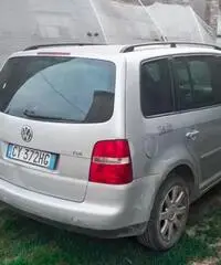 VOLKSWAGEN Touran - 2005 VOLKSWAGEN Touran - 2005
