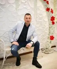 Cerco una dinna seria per sposare. Cerco una dinna seria per sposare.