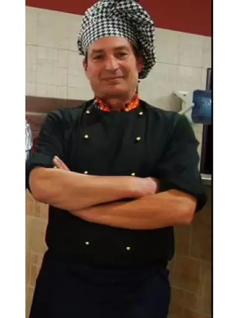 Chef di cucina/ cuoco unico Chef di cucina/ cuoco unico