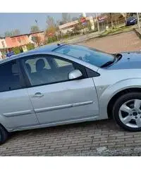 Ford fiesta 1.4 anno 2008 68cv neopatentati Ford fiesta 1.4 anno 2008 68cv neopatentati