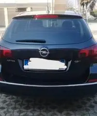 OPEL Astra - 2013