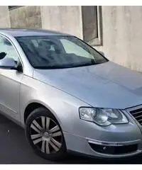 Passat 2.0 TDI Highline 140cv Passat 2.0 TDI Highline 140cv