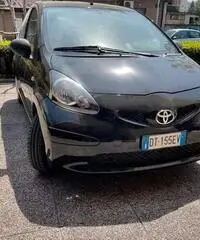 Aygo 1.0 12V VVT-i5 porte Sol Aygo 1.0 12V VVT-i5 porte Sol