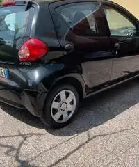 Aygo 1.0 12V VVT-i5 porte Sol Aygo 1.0 12V VVT-i5 porte Sol