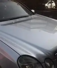 MERCEDES Classe E (W/S211) - 2006 MERCEDES Classe E (W/S211) - 2006