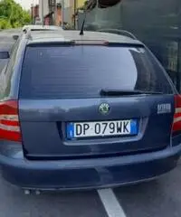 Vendo Auto Vendo Auto