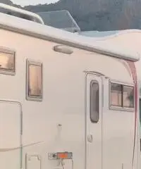Camper super accessoriato Camper super accessoriato