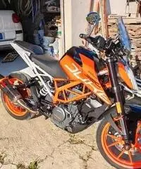 KTM 390 Duke KTM 390 Duke