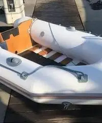 Tender Dolphin 200 Tender Dolphin 200