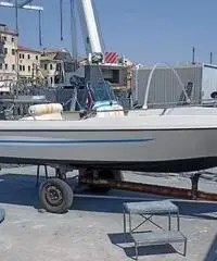 Barca open 5,10 tecnofiber Barca open 5,10 tecnofiber